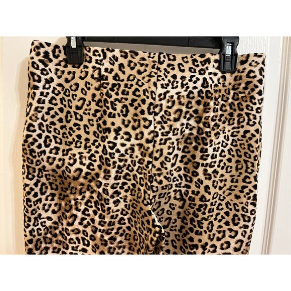 Chico’s Animal Print Ponte stretch so slimming Juliet Ankle Pant Size .5 S Sand - Picture 3 of 13